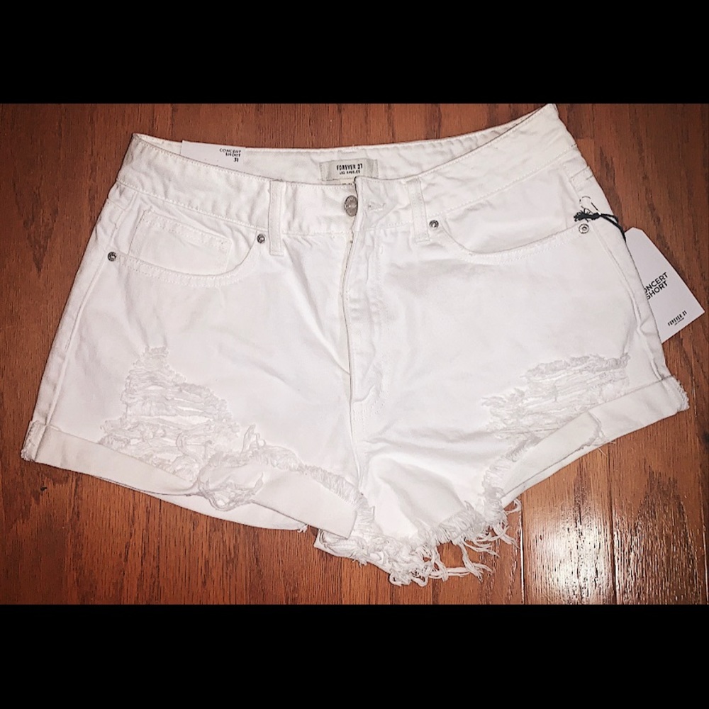 White Concert Short